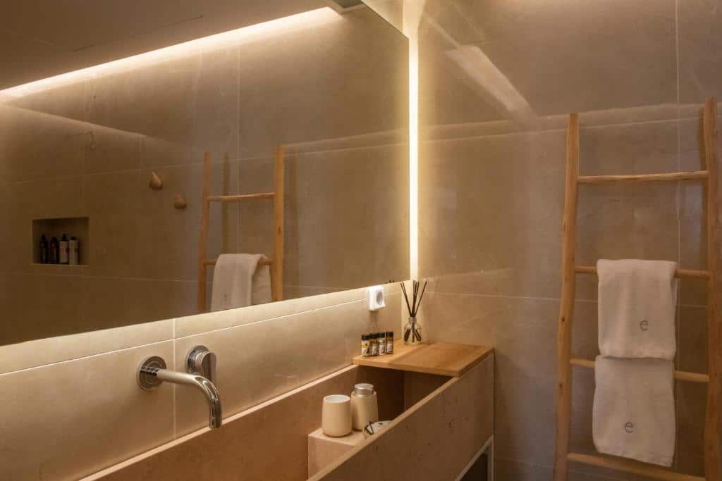 deluxe master suite (4)