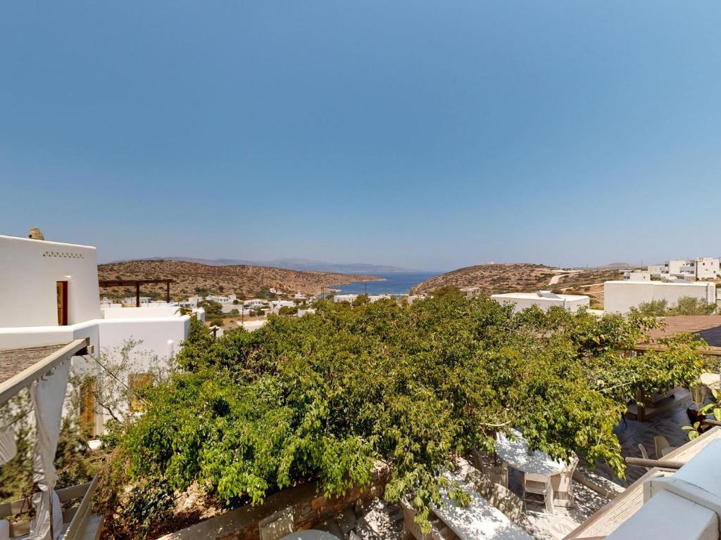 elegant sea view suite (7)