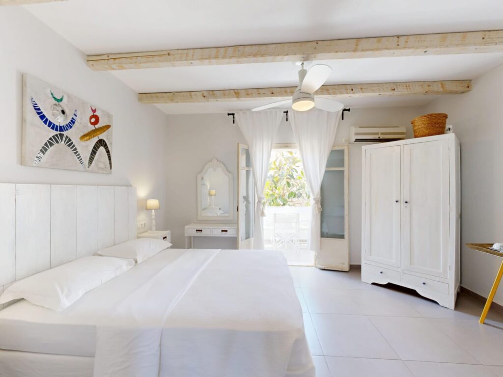 standard double room (2)