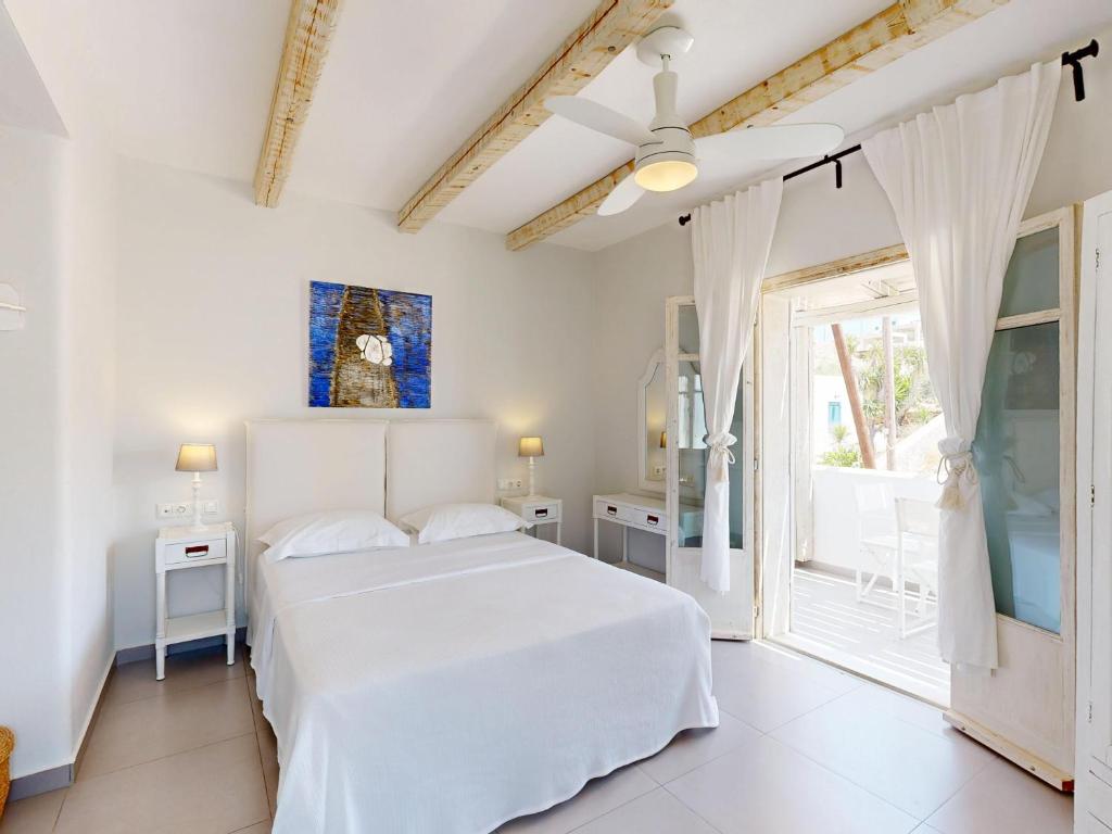 standard mountain view room (4)