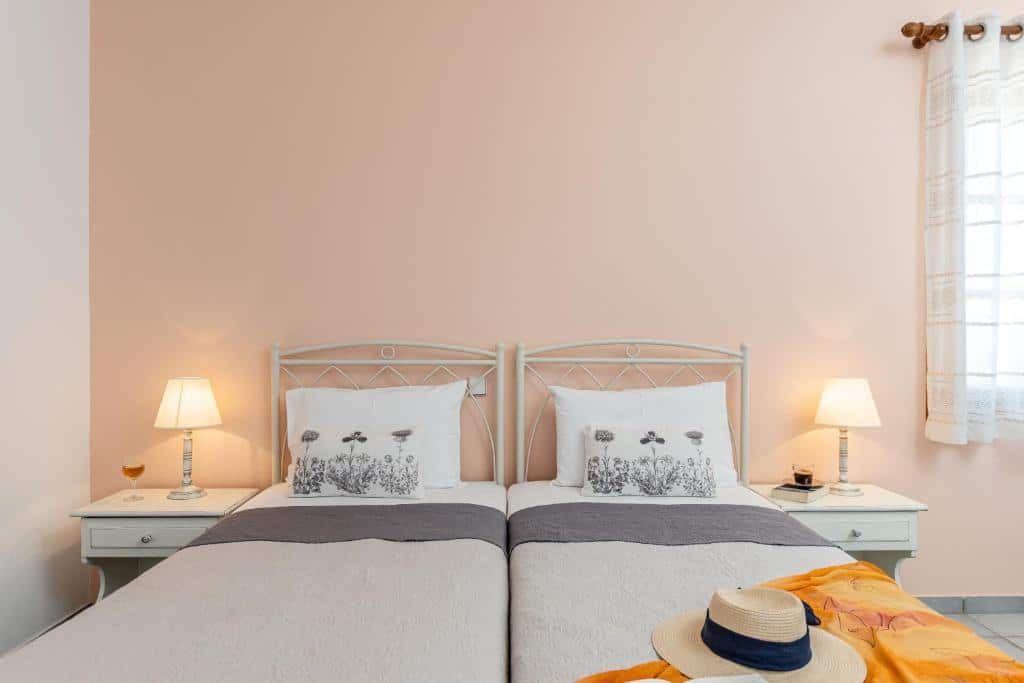 Deluxe Double Room with Sea View (14)