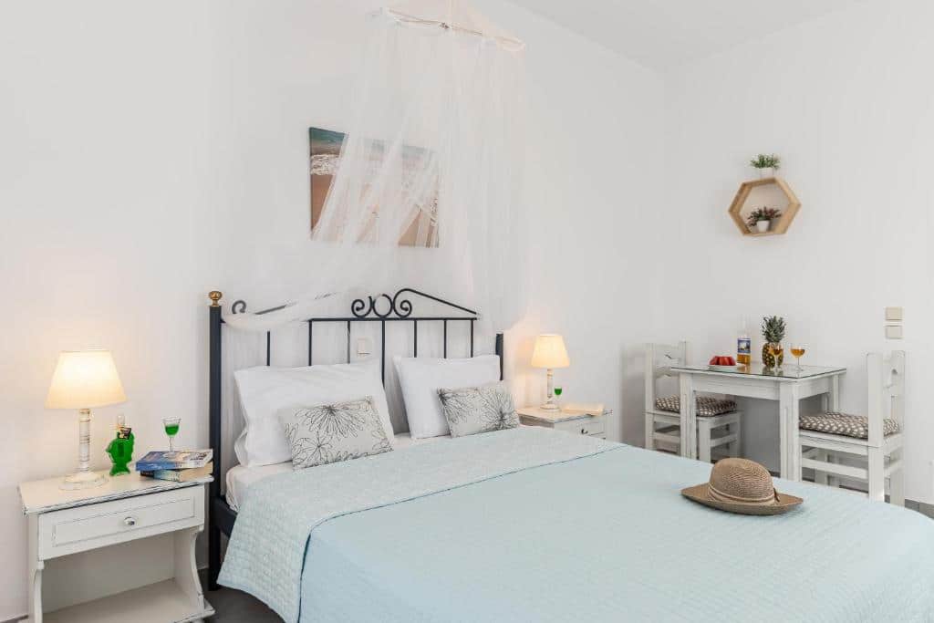 Deluxe Double Room with Sea View (16)