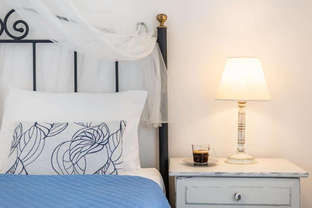 Deluxe Double Room with Sea View (5)