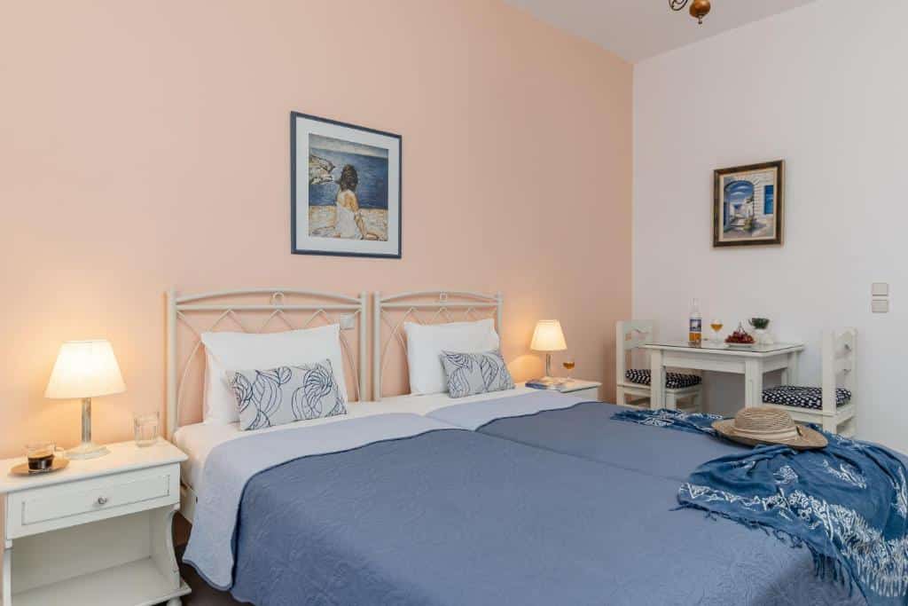 Deluxe Double Room with Side Sea View (3)