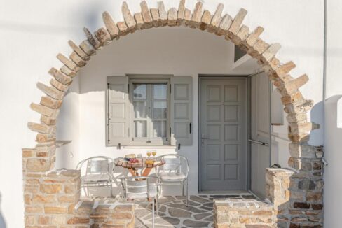 Deluxe Family Room (19)