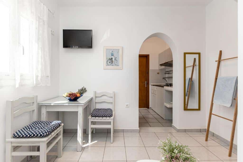 Junior Suite with Sea View (2)