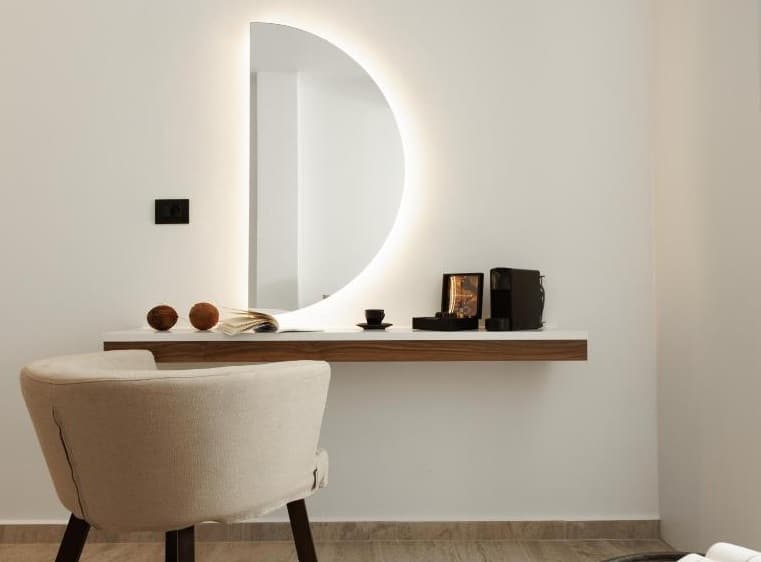 Suite with Hot Tub (1)