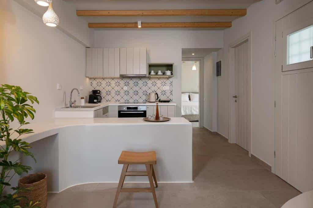 Superior Suite Jacuzzi 705 (4)