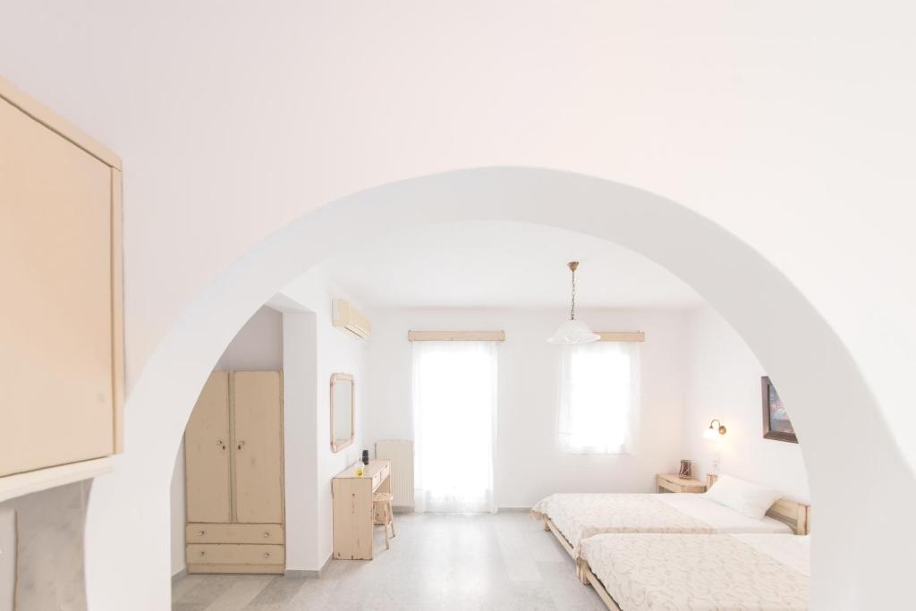 Deluxe Double Room With Balcony (1)