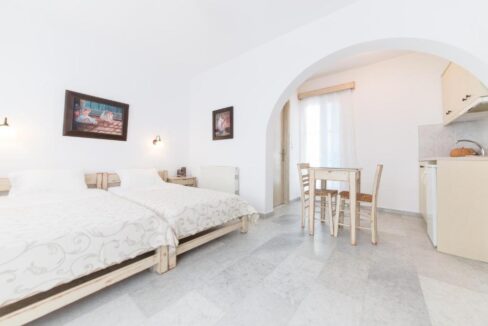 Deluxe Double Room With Balcony (14)