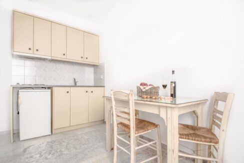 Deluxe One Bedroom Apartment With City View (13)