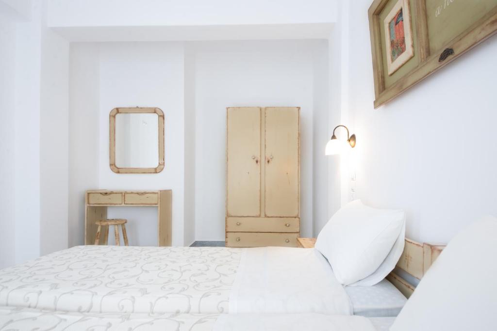 Deluxe One Bedroom Apartment With City View (4)