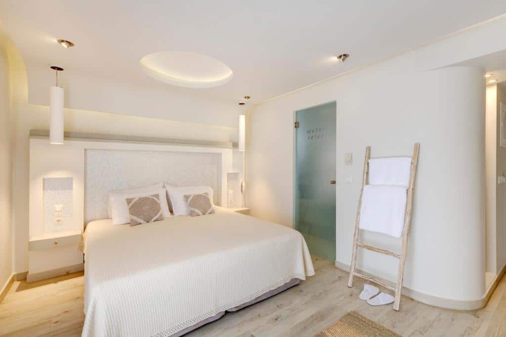 Double or Twin Room (6)