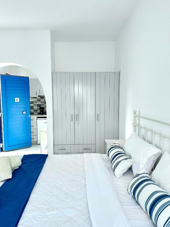 Double Room Celeste (12)