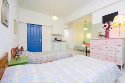 Quadruple Room Celeste (1)