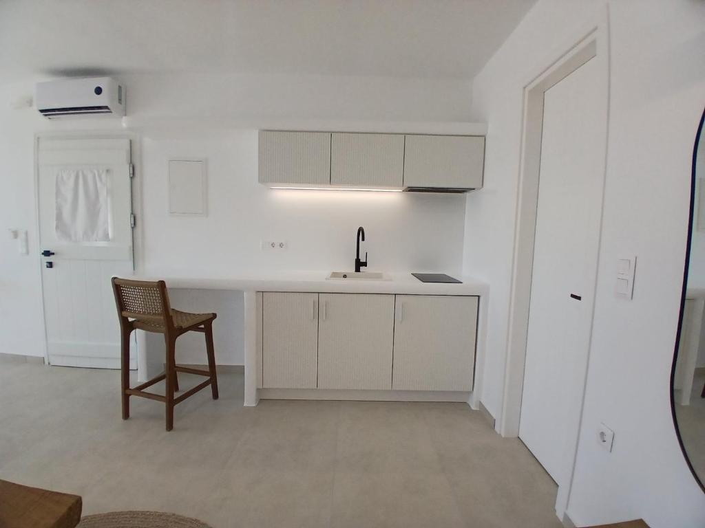Comfort Suite with Sea View (10)