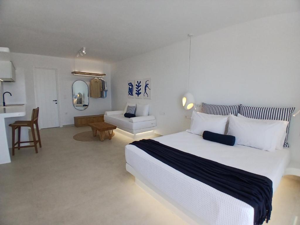 Comfort Suite with Sea View (13)