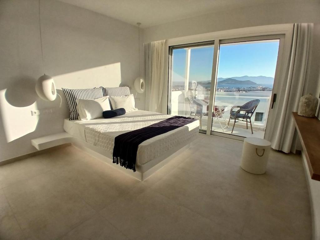 Comfort Suite with Sea View (3)