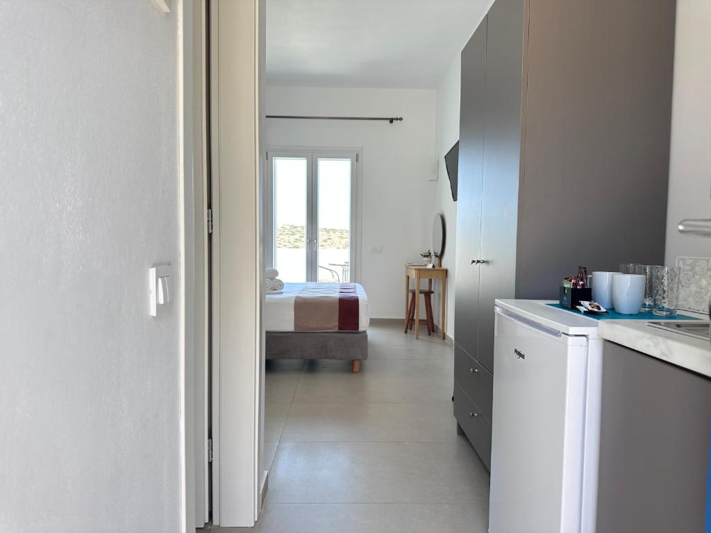 Double or Twin Room with Terrace (24)