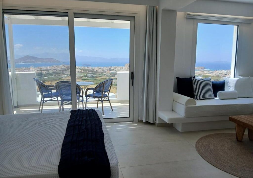 Executive Suite with Sea View (1)