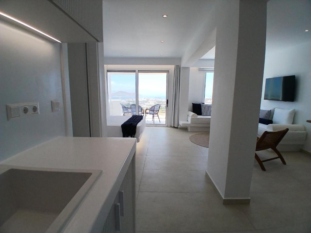 Executive Suite with Sea View (15)