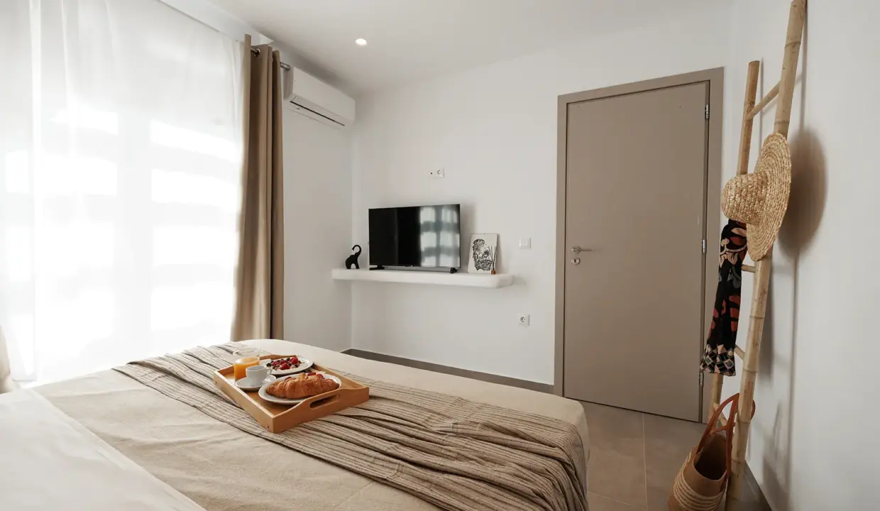 MARO Villa with Private Pool & Sea View (17)