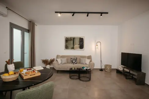 MARO Villa with Private Pool & Sea View (32)