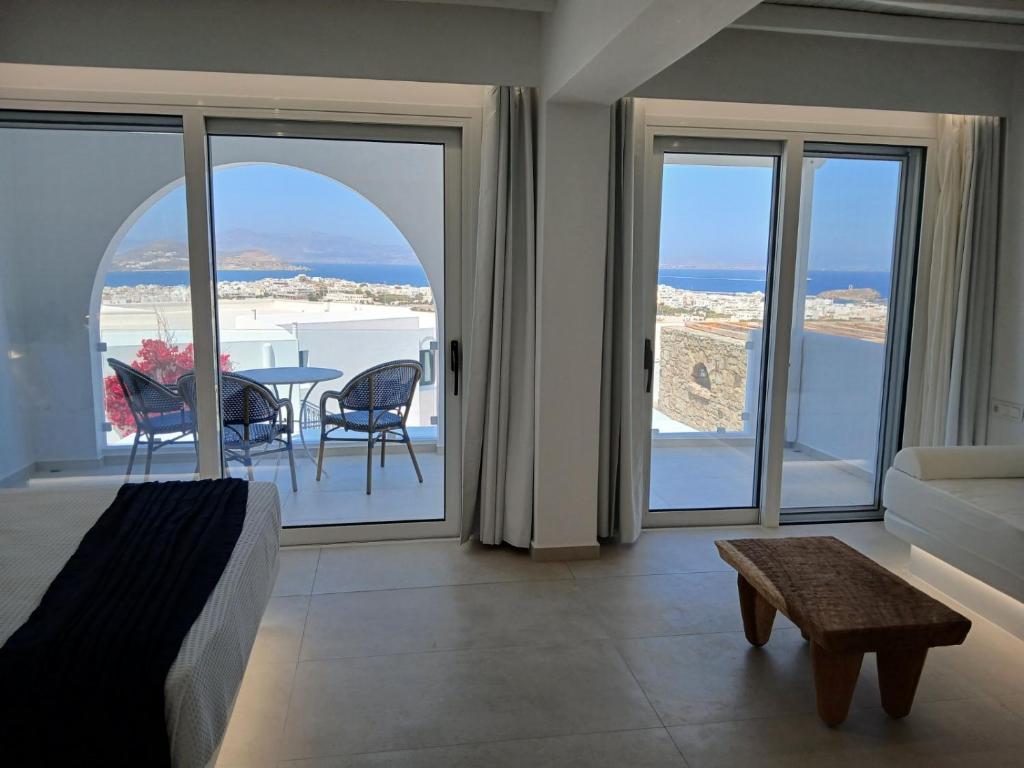 Superior Suite with Sea View (1)