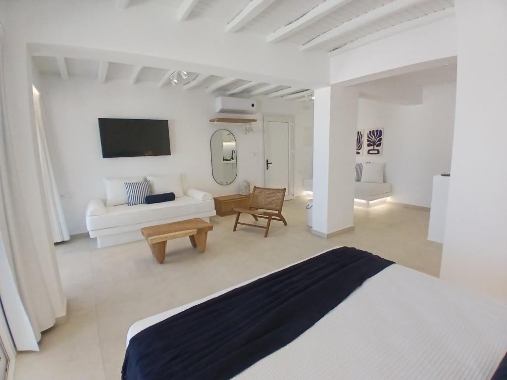 Superior Suite with Sea View (4)