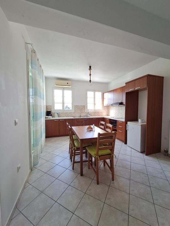 2 Bed Apartment Mountain View (16)