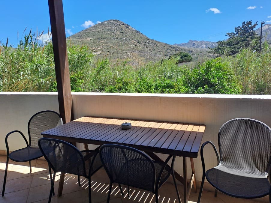 2 Bed Apartment Mountain View (2)