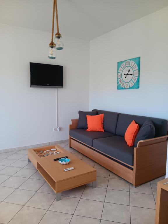 2 Bed Apartment Mountain View (23)