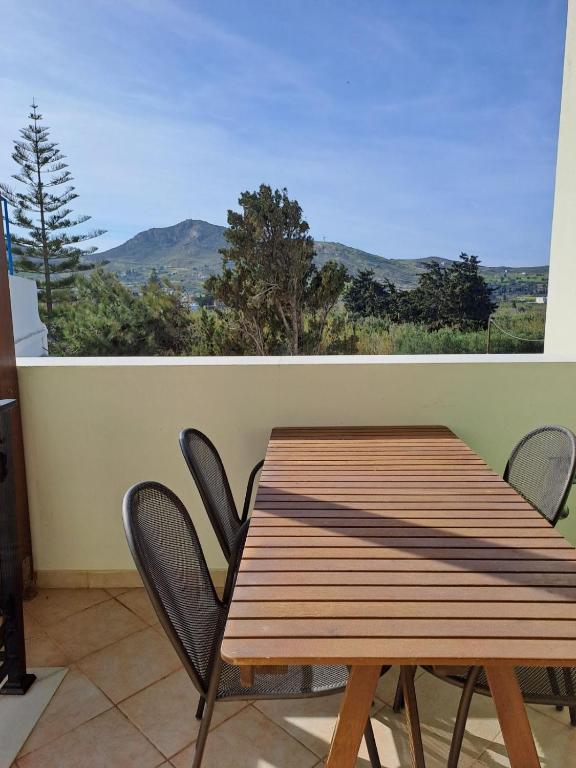 2 Bed Apartment Mountain View (6)