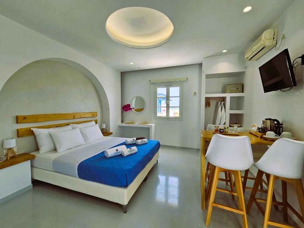Deluxe Suite with Outdoor Jacuzzi (9)