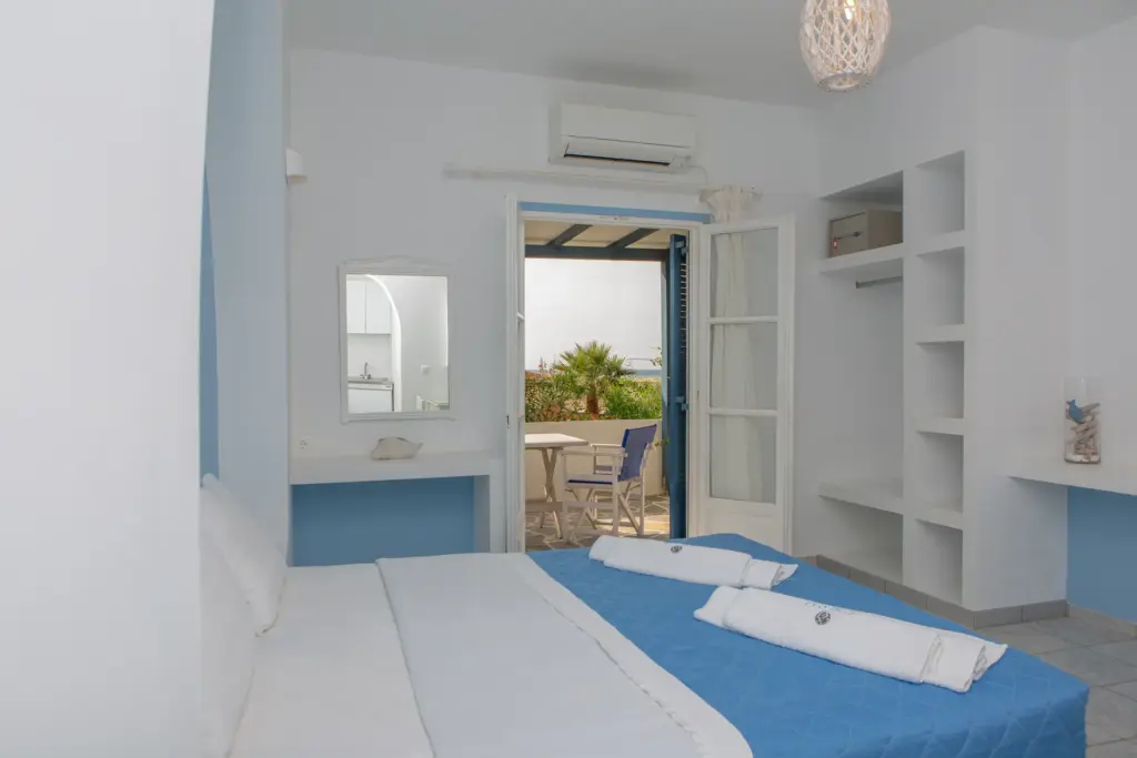Elegant Double Studio - Garden View (6)