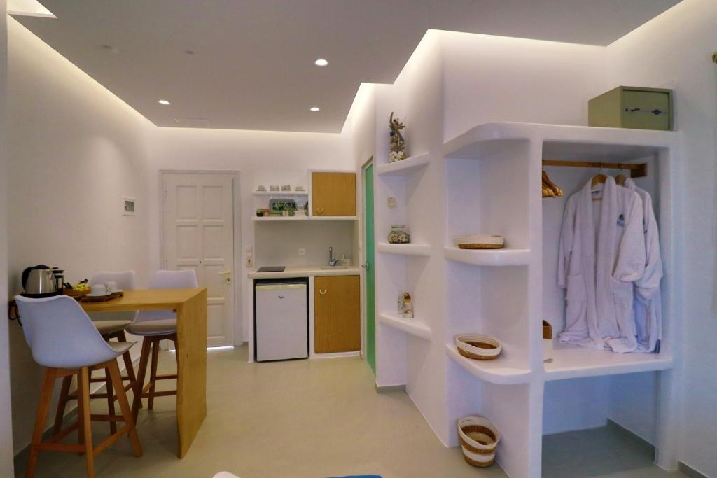 Superior Double Room with Garden View (3)