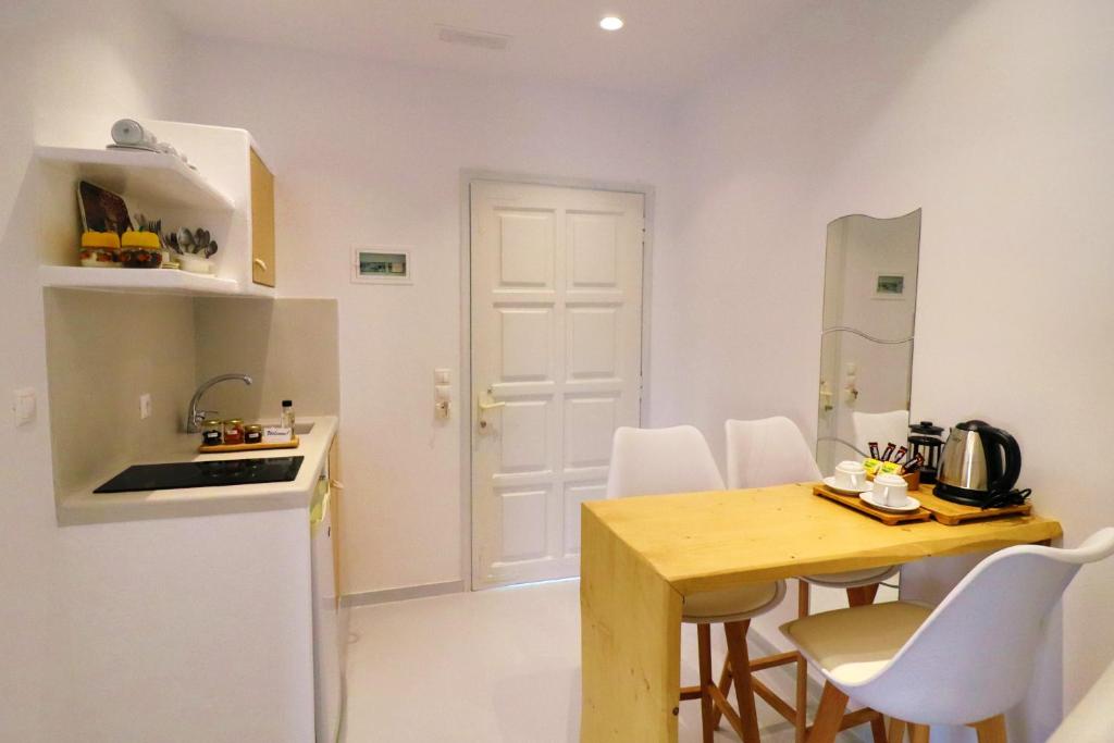 Superior Double Room with Garden View (6)