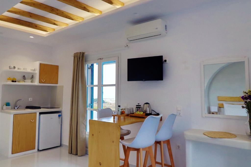 Superior Double Room with Sea View (6)