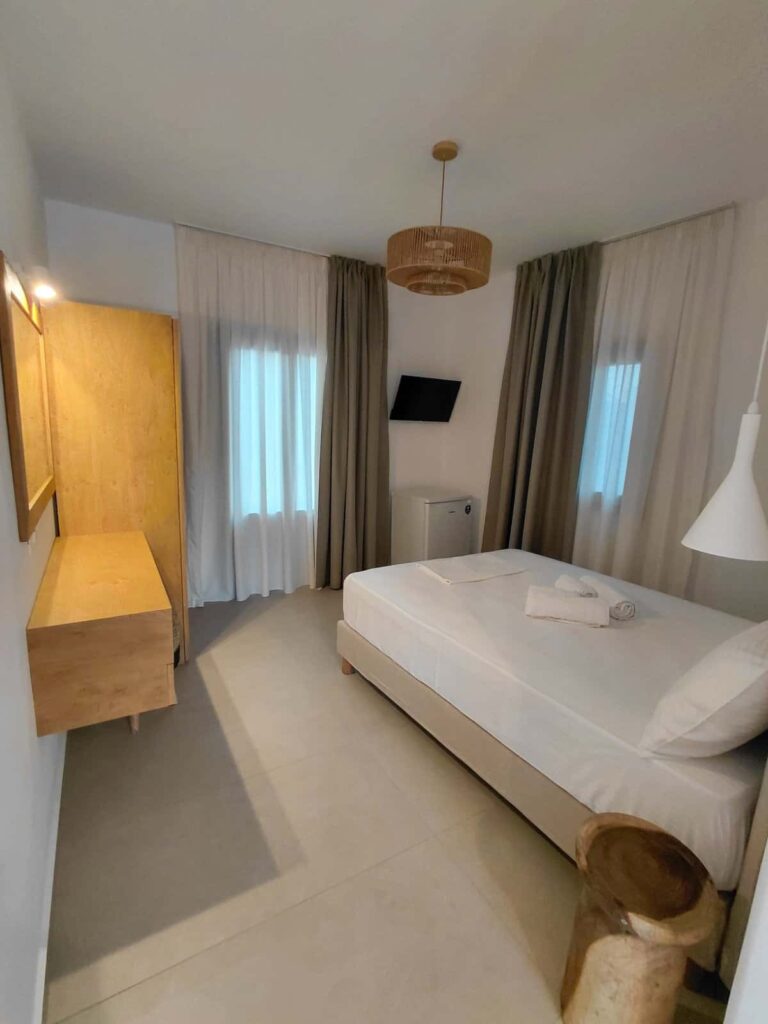 Taxiarchis Luxury Rooms (2)