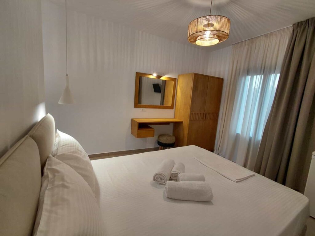 Taxiarchis Luxury Rooms (8)