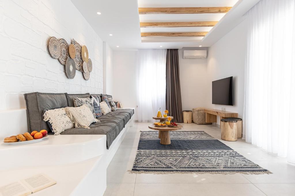 Executive 2 Bedroom Suite With Private Pool And Sea View (9)