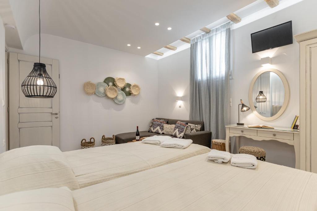 Grand 3 Bedroom Suite With Private Pool And Garden Aria (48)