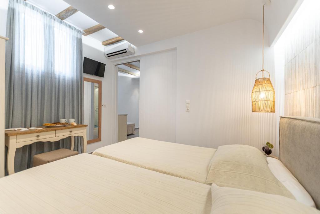Grand 3 Bedroom Suite With Private Pool And Garden Aria (50)