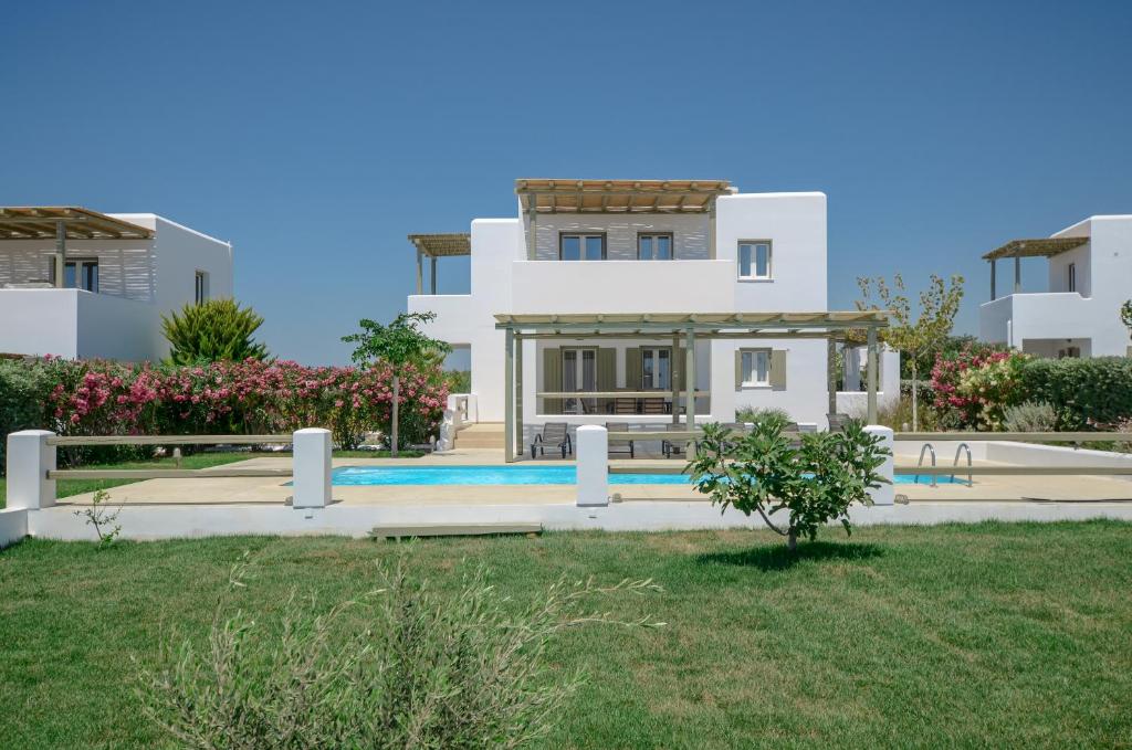 Grand 5 Bedroom Villa With Private Pool And Hot Tub (13)
