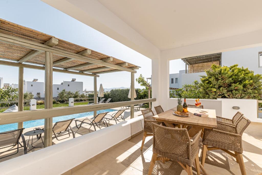 Grand 5 Bedroom Villa With Private Pool And Hot Tub (14)