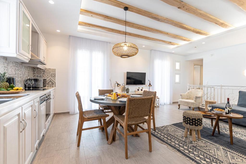 Grand 5 Bedroom Villa With Private Pool And Hot Tub (17)
