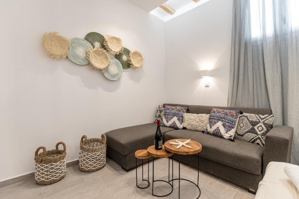 Grand 5 Bedroom Villa With Private Pool And Hot Tub (40)