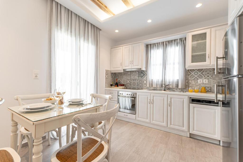 Grand 5 Bedroom Villa With Private Pool And Hot Tub (47)