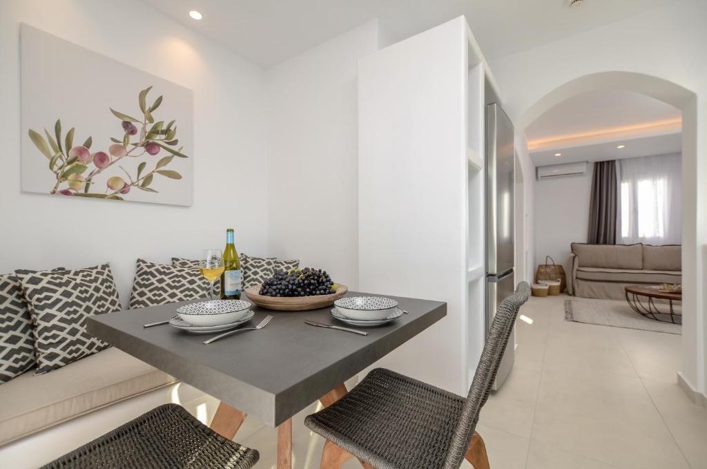 Premium 1 Bedroom Suite With Hot Tub And Sea View (7)
