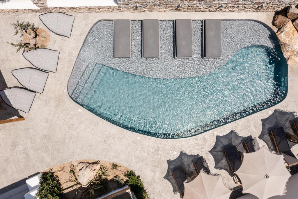 SHARED POOL